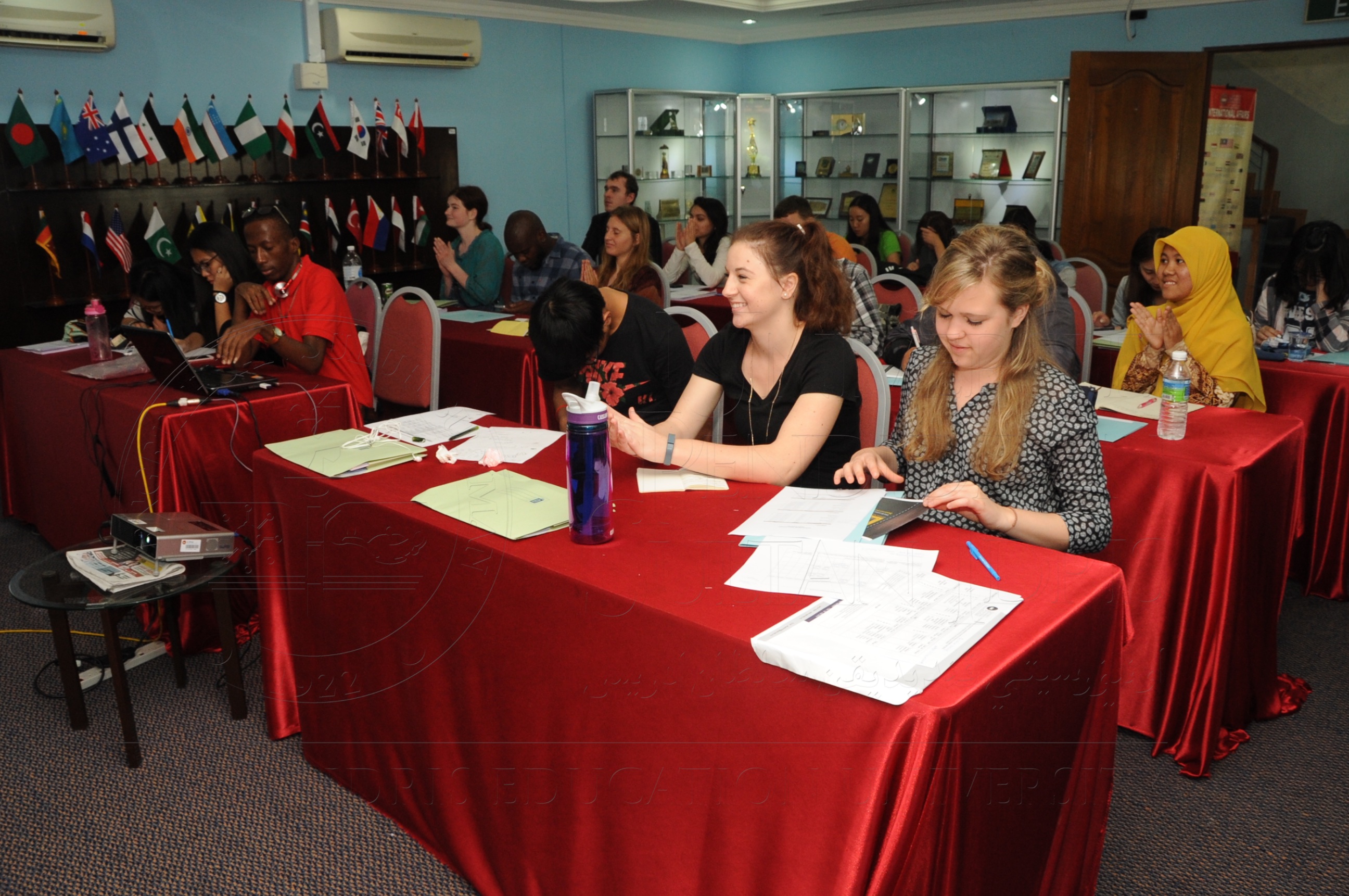 PRO16 17 antarabangsa HAS 0180